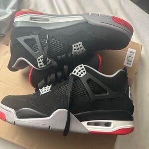 Jordan 4 Bred